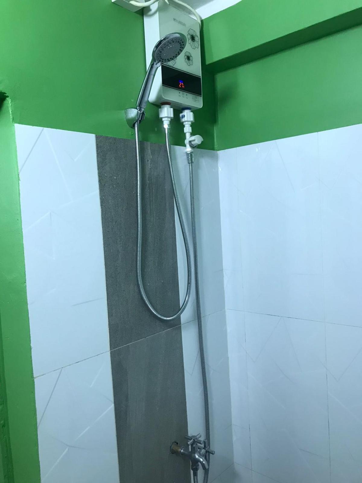Route 76 Guest House Сен Монуром Екстериор снимка