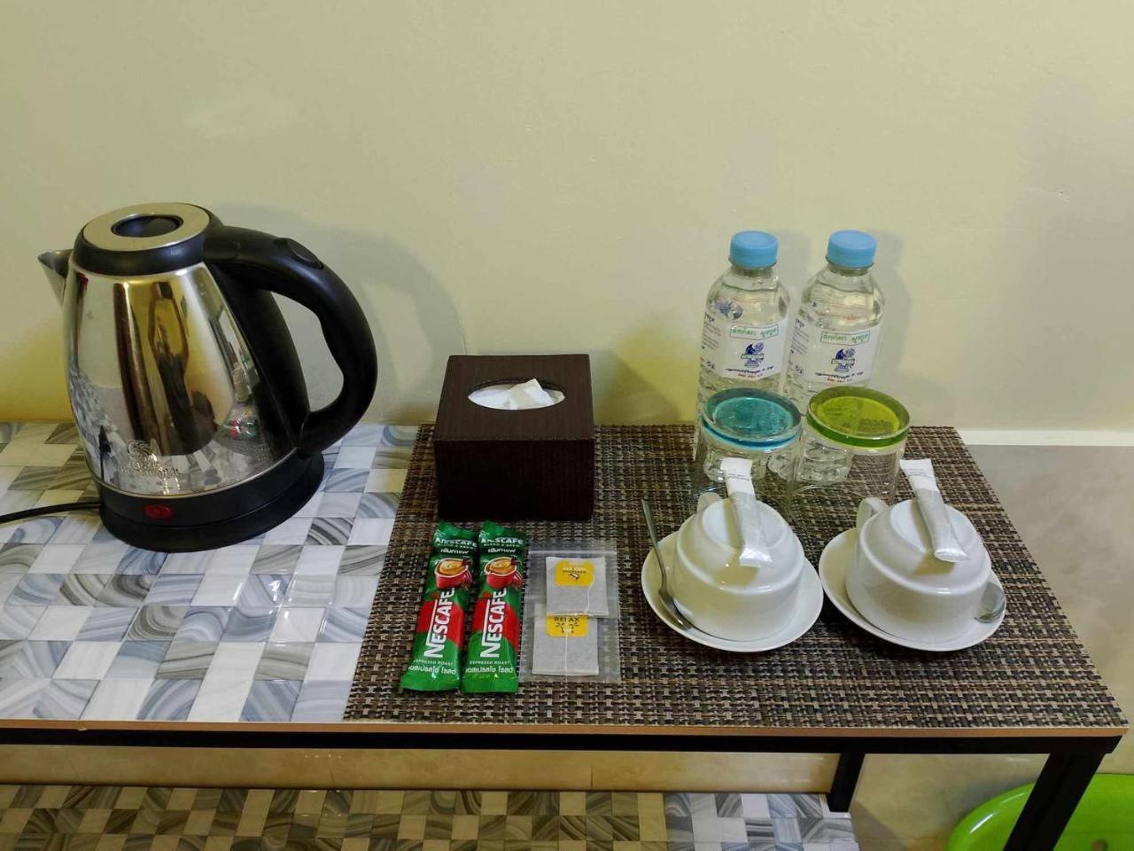 Route 76 Guest House Сен Монуром Екстериор снимка