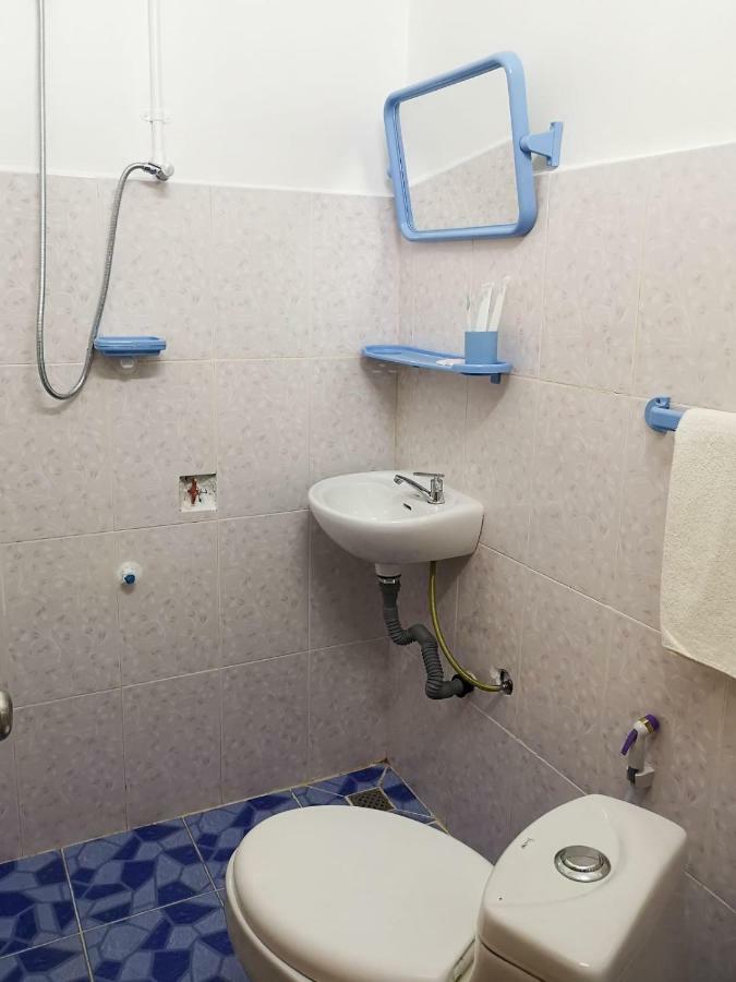 Route 76 Guest House Сен Монуром Стая снимка