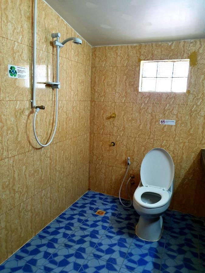 Route 76 Guest House Сен Монуром Екстериор снимка